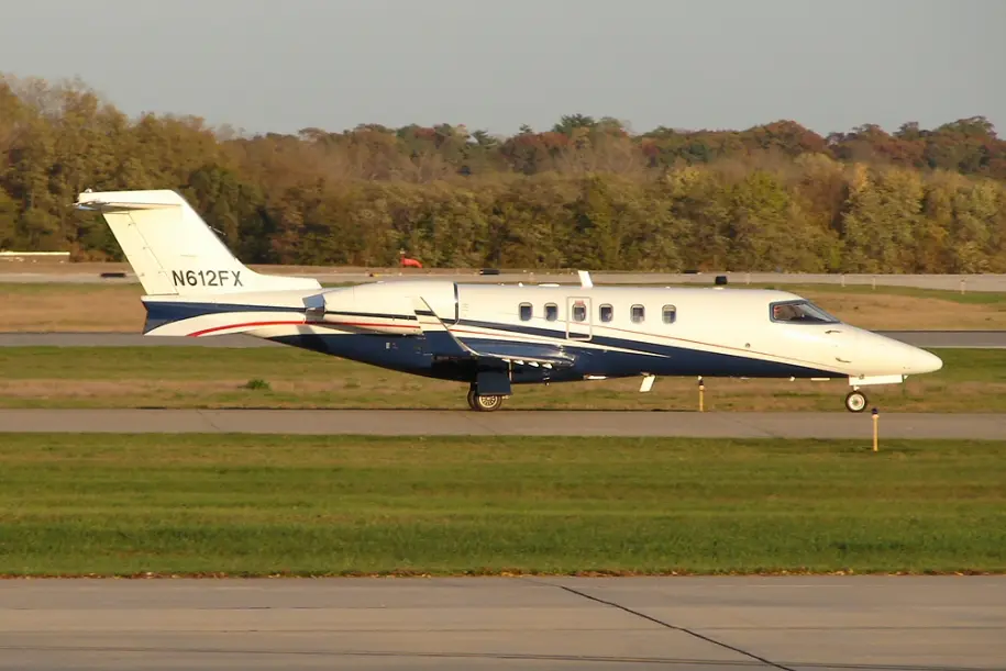 Learjet 40/40XR Charter Guide