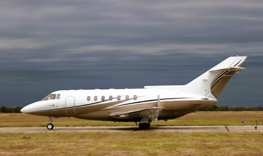 Hawker 1000 Charter Guide