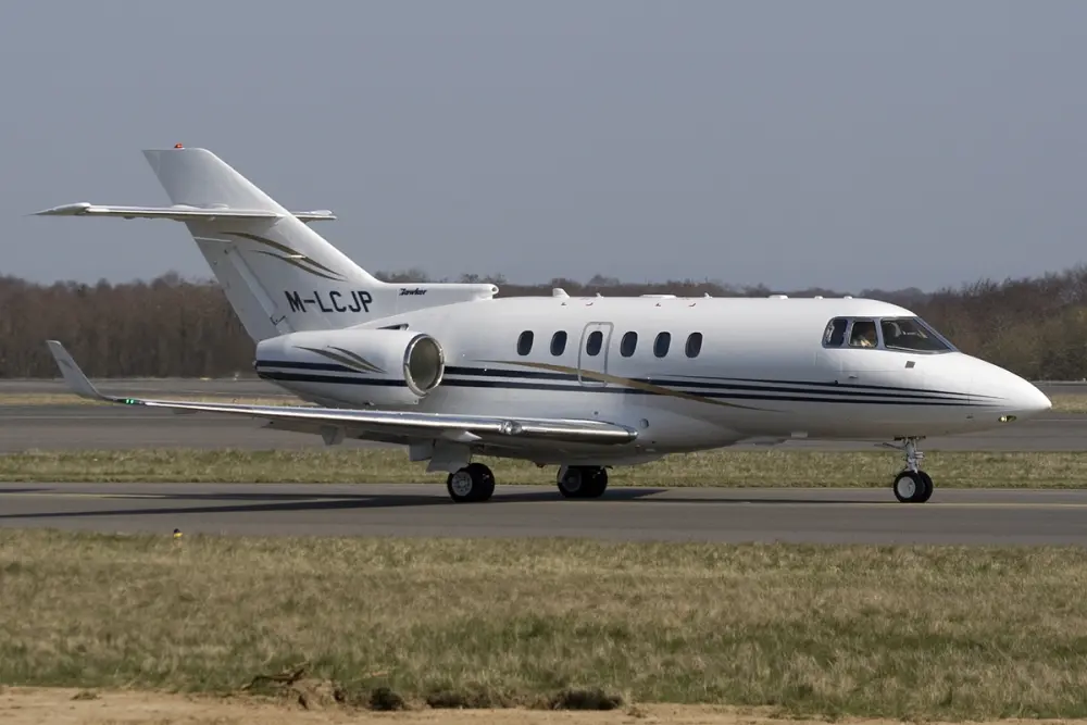Hawker 900XP Charter Guide