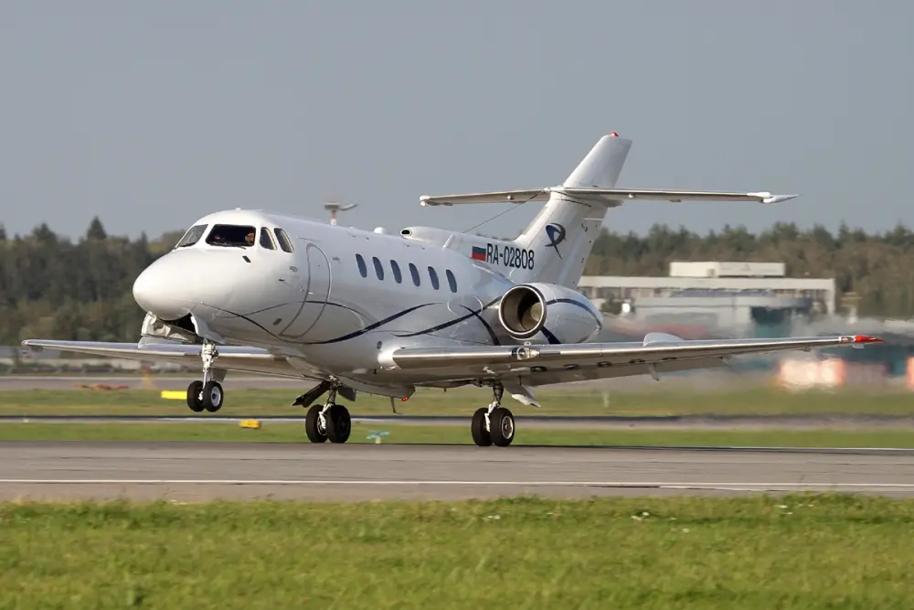 Hawker 700 Charter Guide