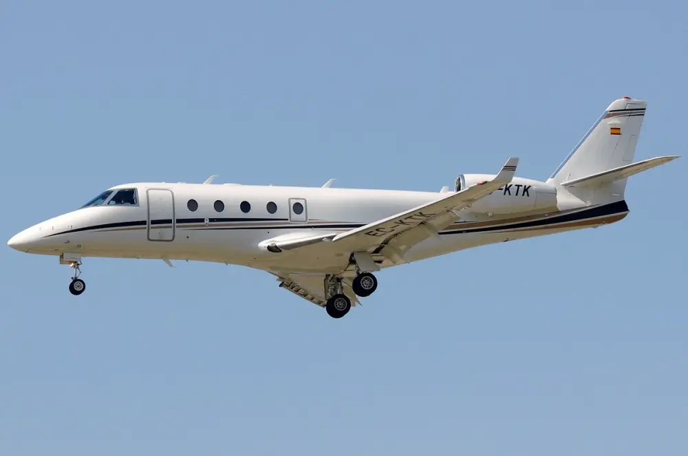 Gulfstream G150 Charter Guide