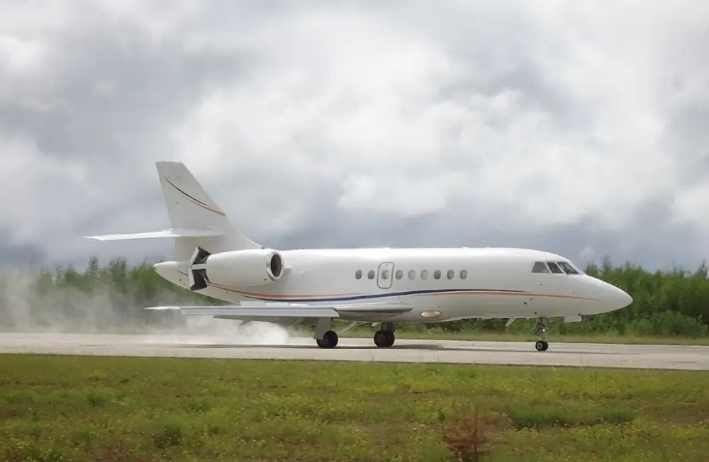 Dassault Falcon 2000 Charter Guide