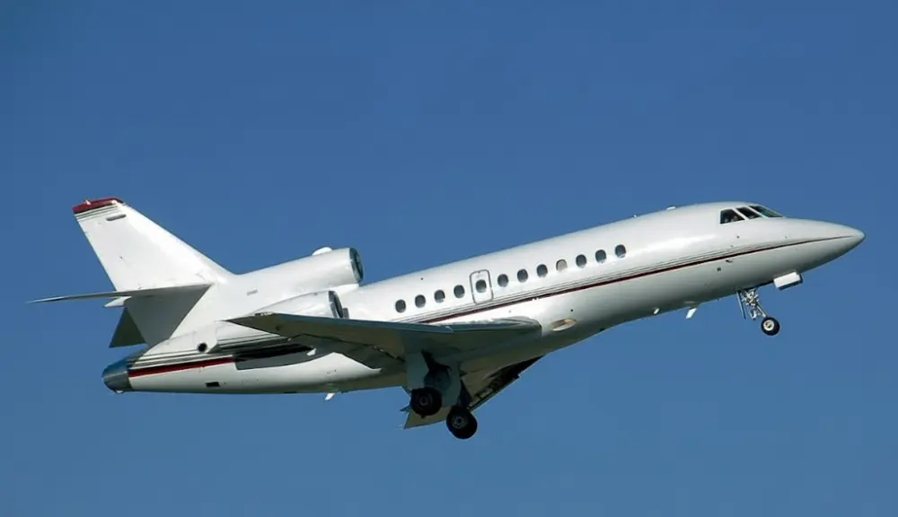 Dassault Falcon 900 Charter Guide
