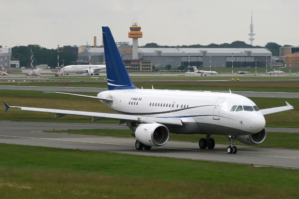 Airbus ACJ318 Charter Guide