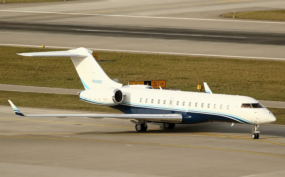 Bombardier Global 6000 Charter Guide