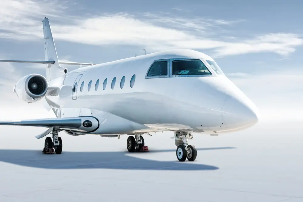Top Reasons to Book a Private Jet in Miami for Business and Leisure Travel